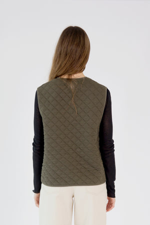 Amida Vest