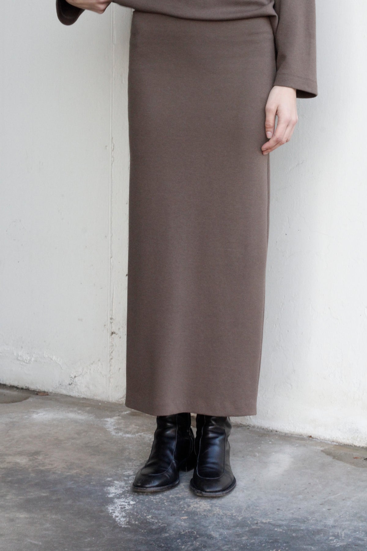 STATION SKIRT